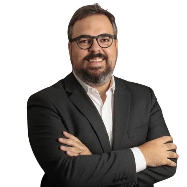 Prof. Dr. Felipe Bravo, coordenador do curso de Habilitação em Laserterapia